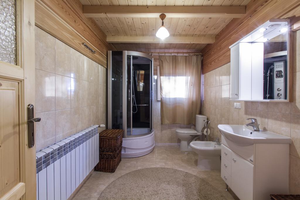 Udanypobyt Apartament Przy Lesie Koscielisko Luaran gambar
