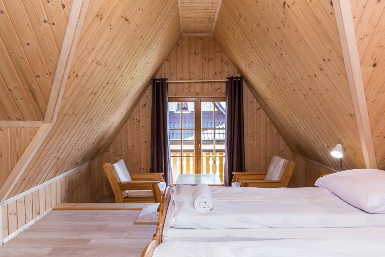 Udanypobyt Apartament Przy Lesie Koscielisko Luaran gambar